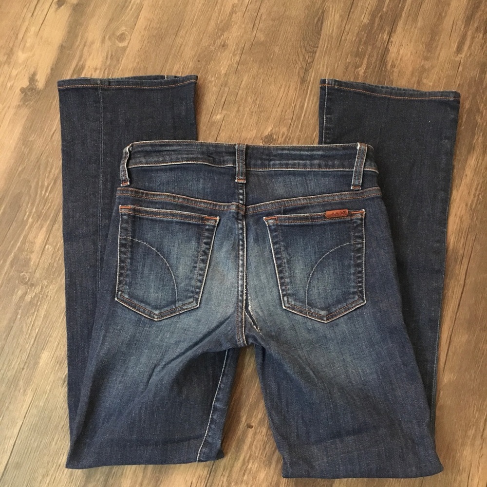 Joe’s Jeans Curvy Bootcut Jeans in Quinn Wash